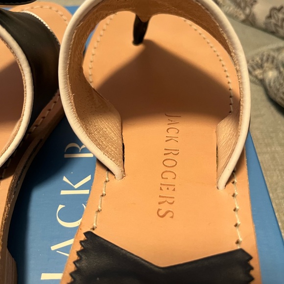 EUC JACK ROGERS Giselle Bow Sandal. Navy & White. Size 9 - Picture 7 of 10